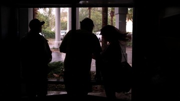 Badai Isaias Hantam Florida, Pusat Kekuatan Politik AS