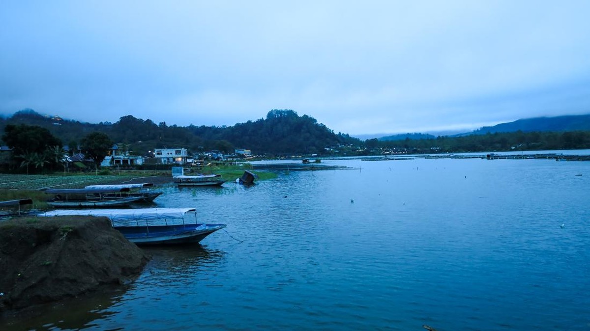 Pencampuran Kolom Air Jadi Biang Kematian Massal Ikan di Danau Batur