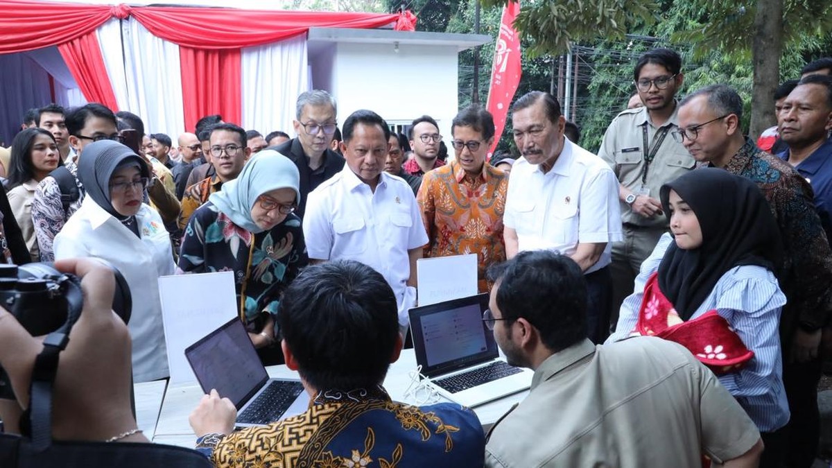 AI di Balik Akta Kelahiran Otomatis: Revolusi Layanan Kependudukan Digital