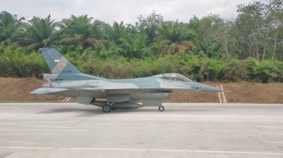 Jalan Tol Jawa Siap Didarati Pesawat Darurat Militer