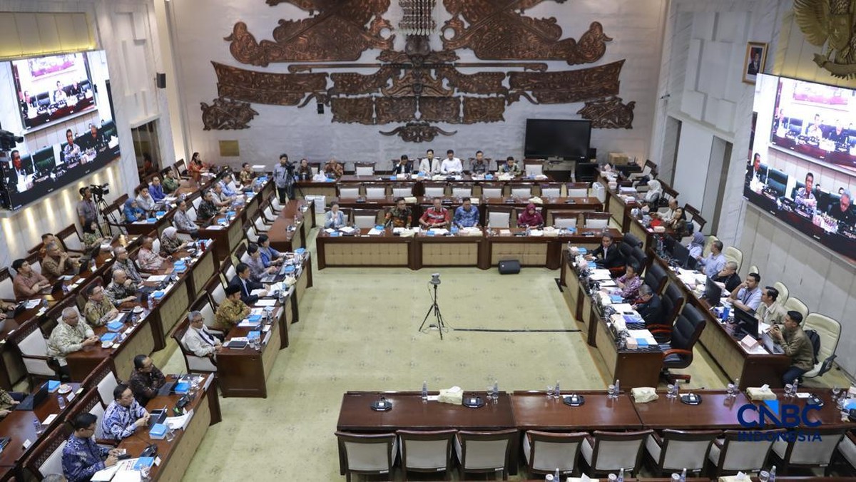 DPR Menanti Daftar Calon Gubernur BI di Tengah Transisi Kepemimpinan