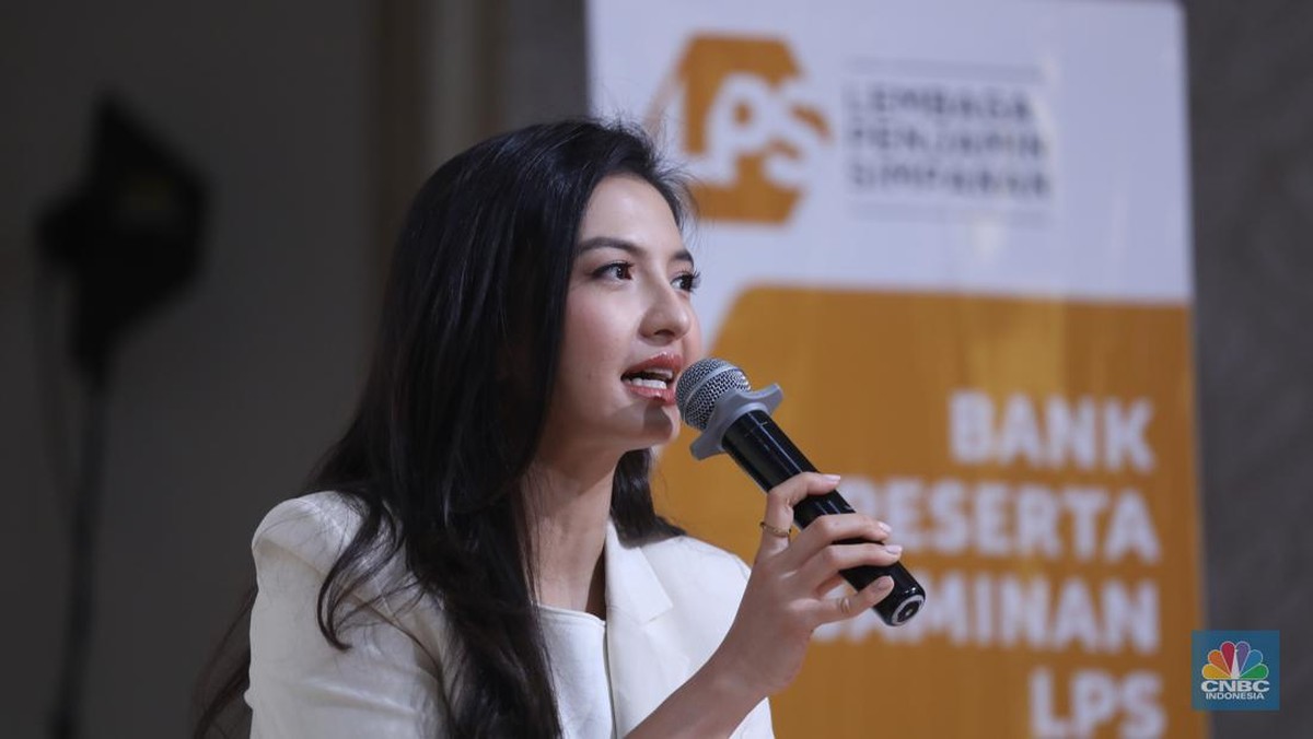 Raline Shah Mundur dari Stafsus Menkomdigi, Soroti Etika dan Peran Publik