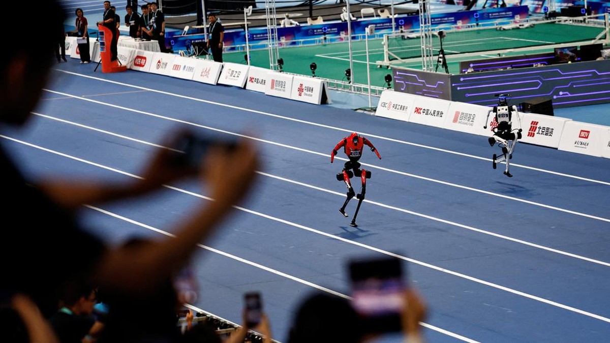 Robot Humanoid Honor Pecahkan Rekor Usain Bolt dengan Waktu 9,32 Detik