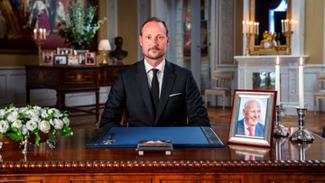 Raja Haakon VIII Sampaikan Penghormatan Terakhir untuk Mendiang Ayah, Harald V