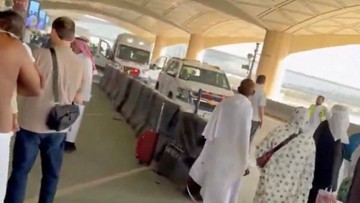 Serangan Bandara Riyadh Tewaskan 12 Orang, 300 Terluka