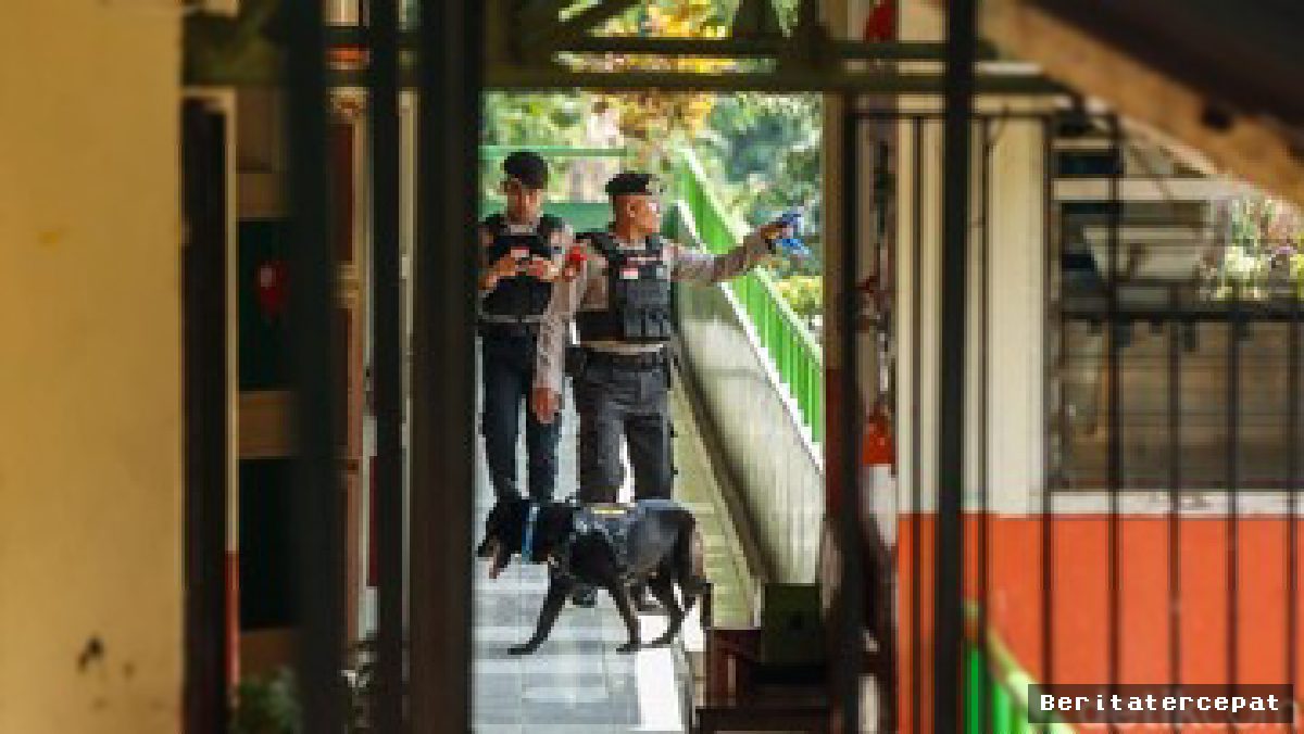 Pelaku Teror Ancaman Bom SD Srengseng Sawah Dibekuk Polisi