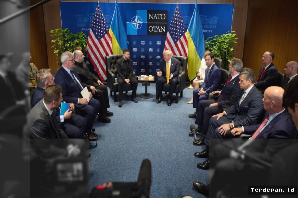 Washington D.C. — Trump Keliru Sebut Iran 'Republik Islam Jepang', Klaim 111 Rudal