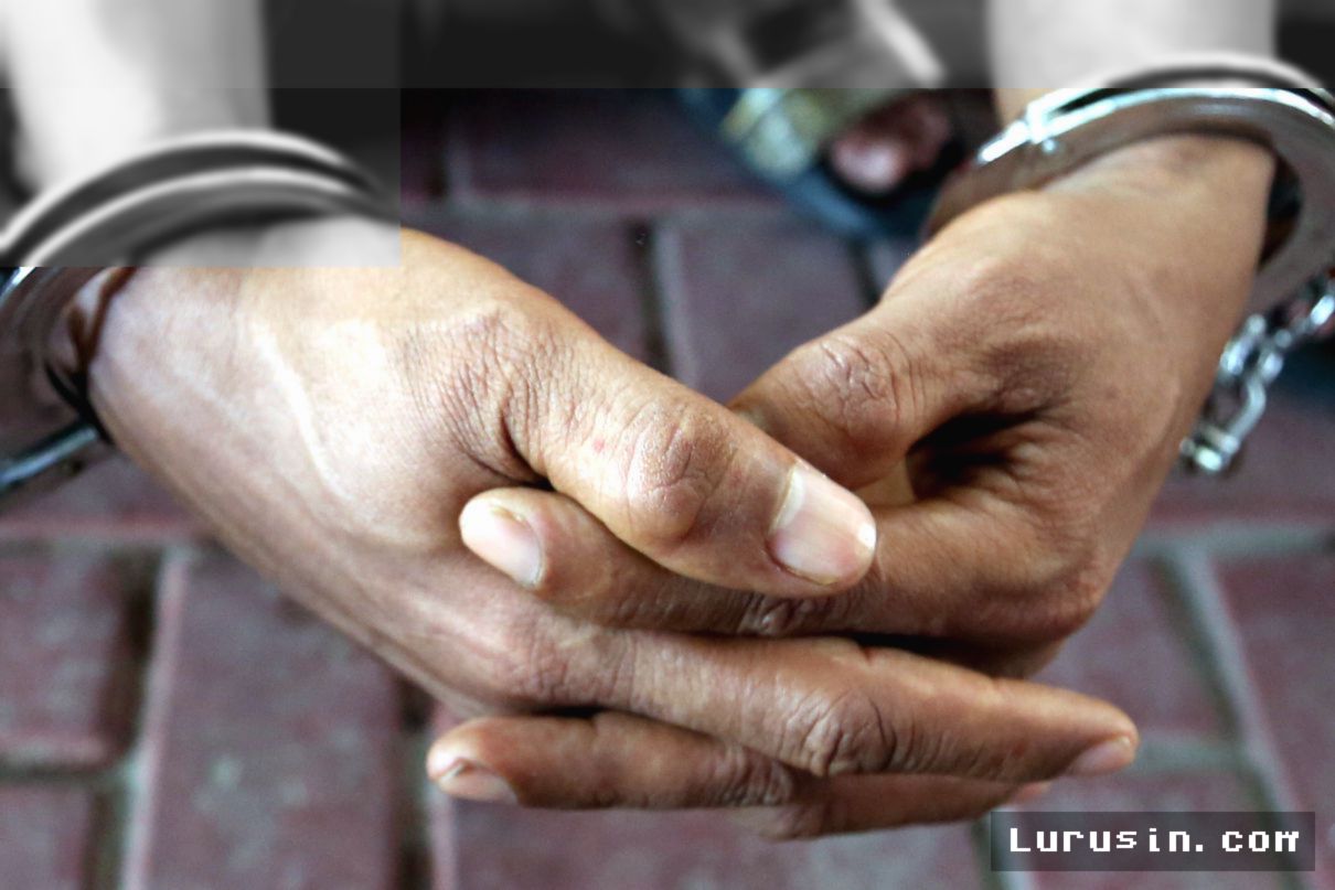 GRESIK — Sat Reskrim Polres Gresik menetapkan tersangka baru dalam kasus dugaan pemalsuan surat keputusan Aparatur Sipil Negara.