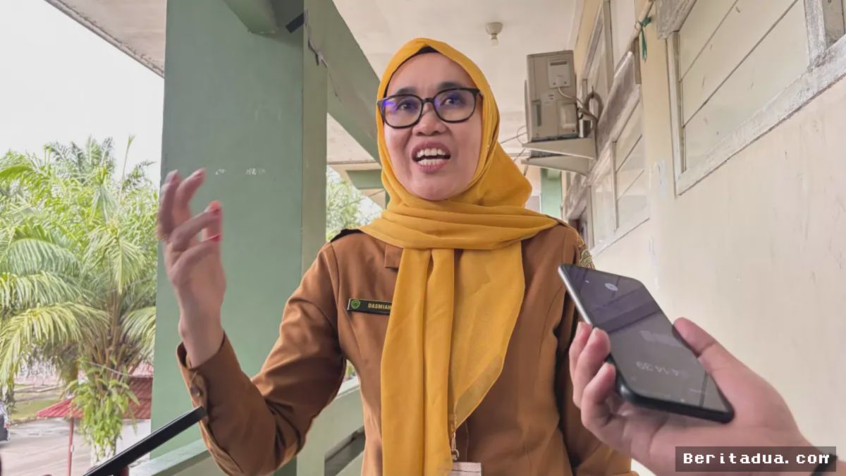 Samarinda — Biro Kesra Kaltim Bantah Tudingan LBH: Usia Penyebab Gugur Beasiswa Gratispol