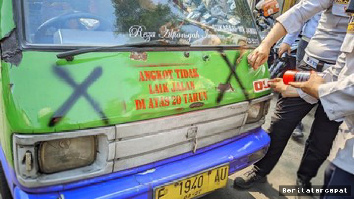 Dishub Bogor Cabut Izin 313 Angkot Tua, Tawarkan Opsi Remajakan
