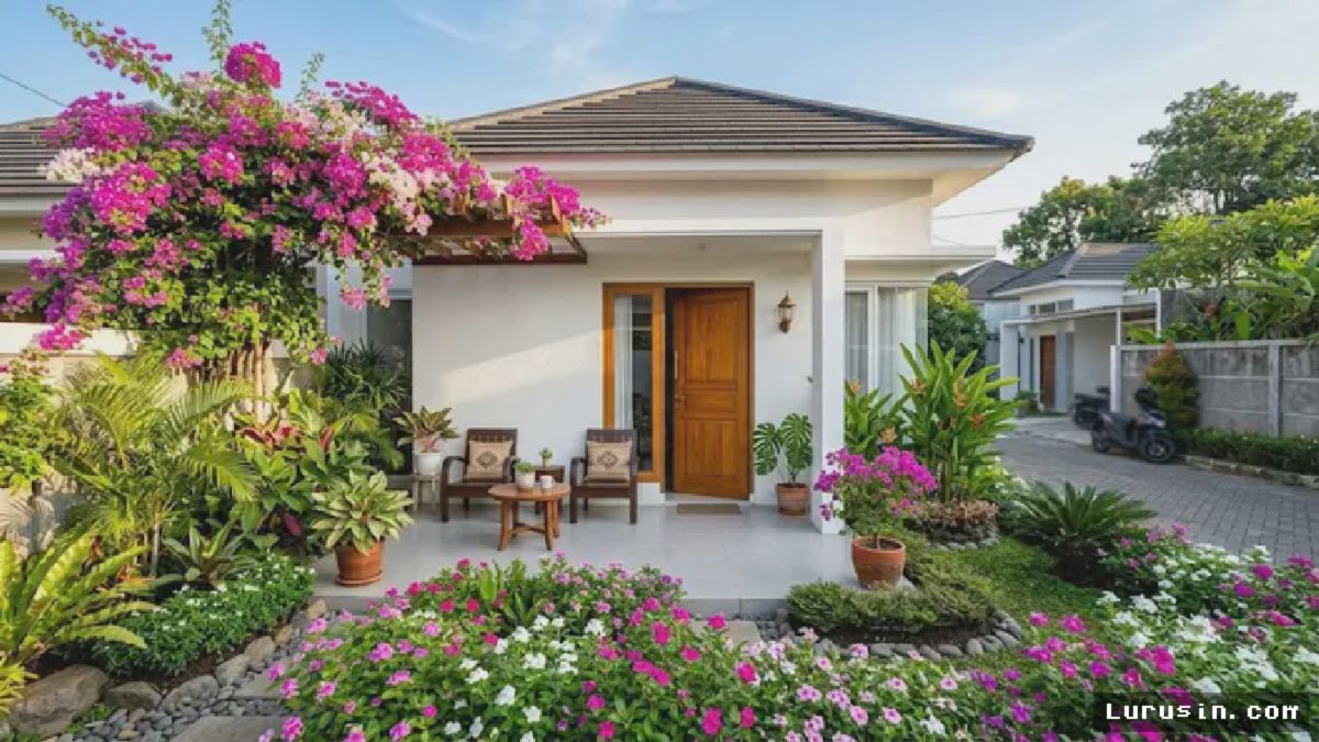 Bougenville dan Tapak Dara Hadirkan Teras Rumah yang Cerah