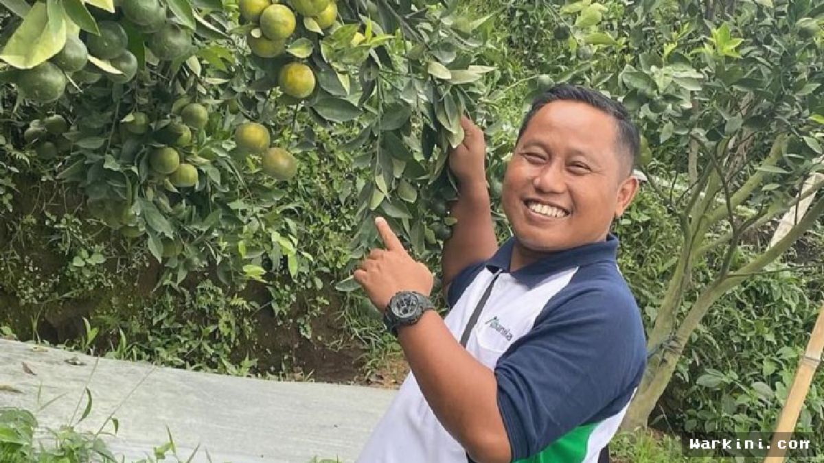 JAKARTA — Narji Resmi Tinggalkan PKS demi PSI di Acara Sunatan Massal