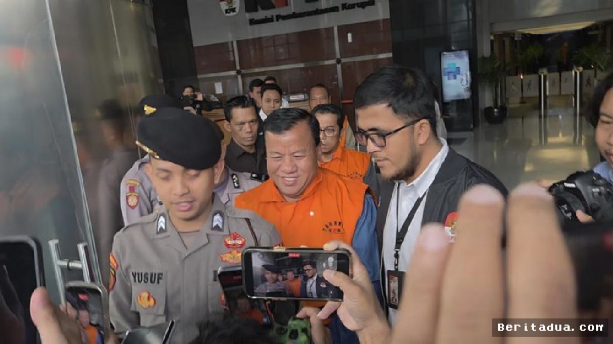 KPK Geledah DPRD Kuansing Terkait Dugaan Pengepul Dana Suhardiman