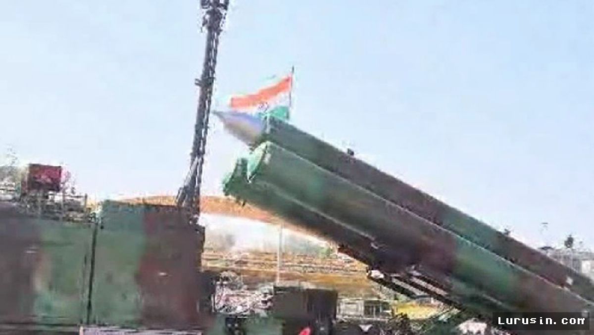 Prabowo-Modi Sepakati Kerja Sama Rudal Jelajah Supersonik BrahMos