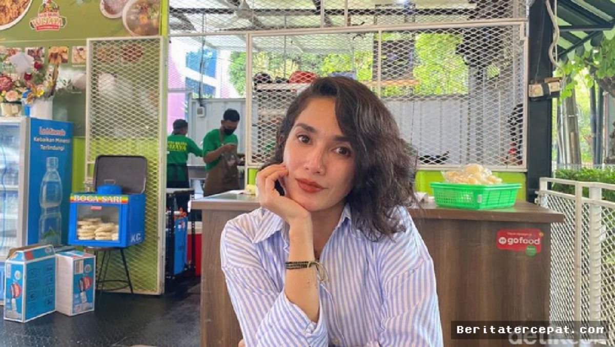Jakarta — Ussy Sulistiawaty Tutup Nasi Bejeg Wijaya yang Viral
