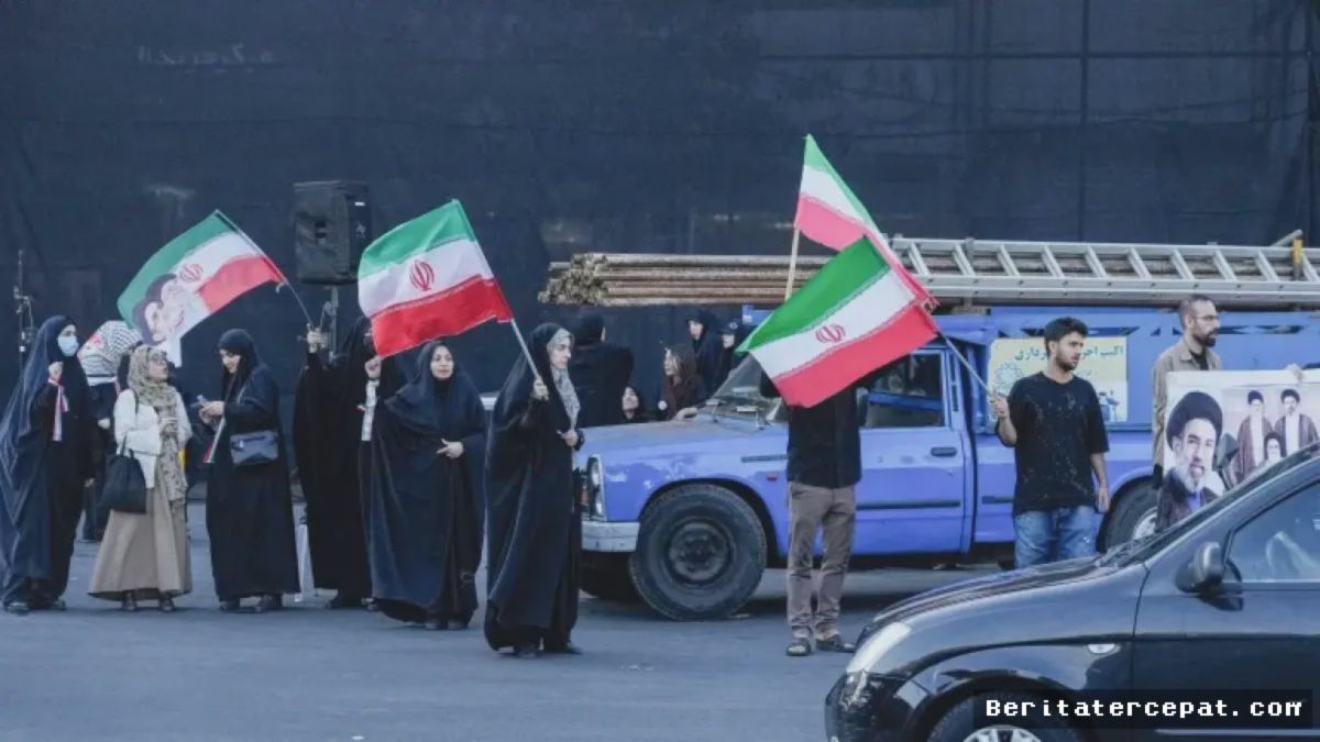 Iran — Komando Pusat Militer Iran Siapkan Balasan Mematikan untuk Serangan AS