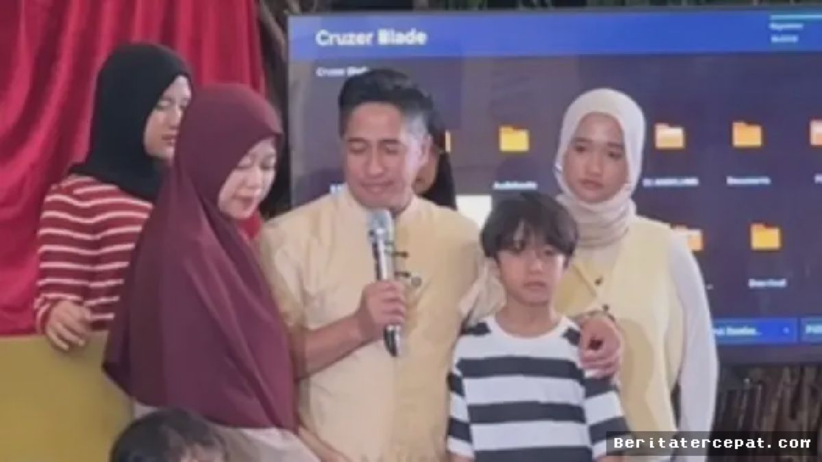 Irfan Hakim Rayakan 19 Tahun Pernikahan Sekaligus Khitan Anak Bungsu