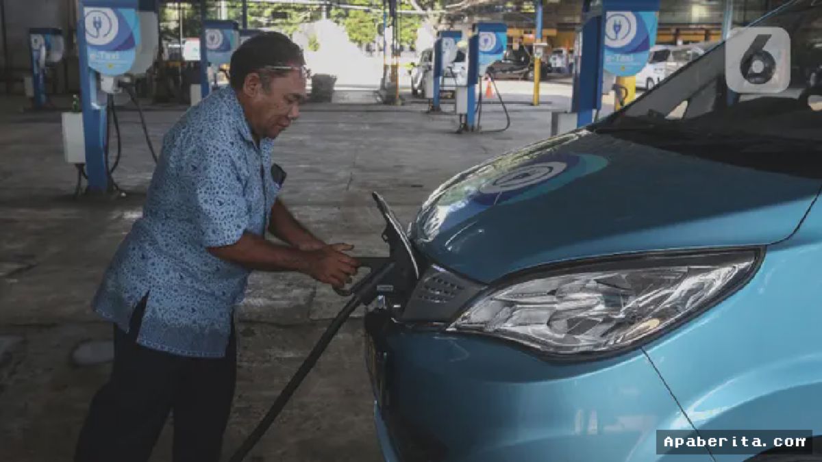 Jakarta — Blue Bird Resmikan 500 Taksi Listrik, SPKLU Terpusat Dioperasikan