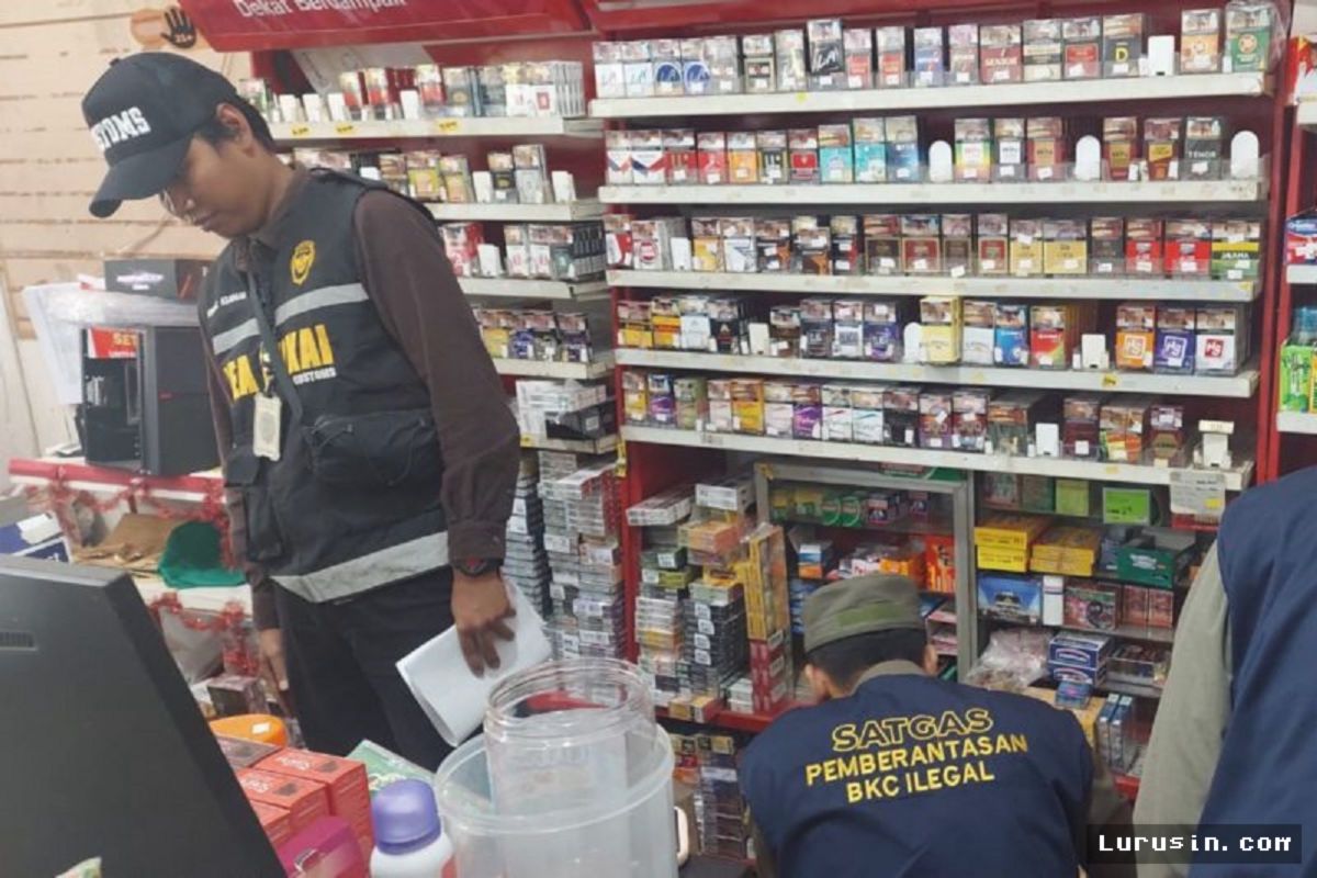 Jepara — Ribuan Batang Rokok Ilegal Disita dari Sejumlah Toko