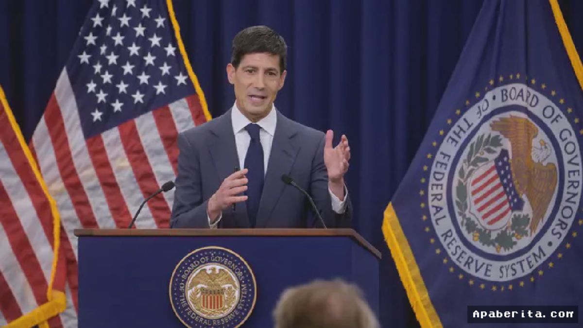 Washington — The Fed Tahan Suku Bunga 5,25-5,50%, Warsh: Inflasi Belum Jinak