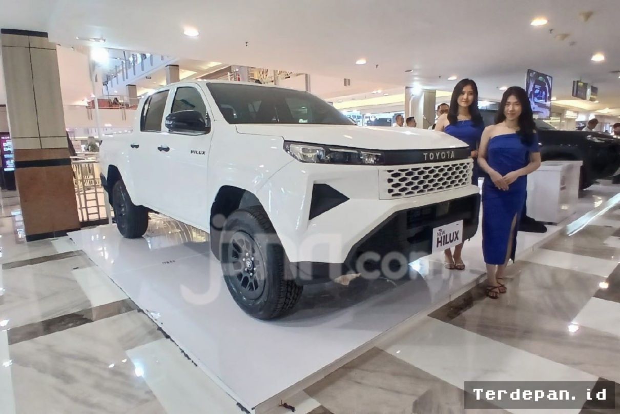 New Toyota Hilux Resmi Hadir di Surabaya, Tawarkan Performa 201 HP