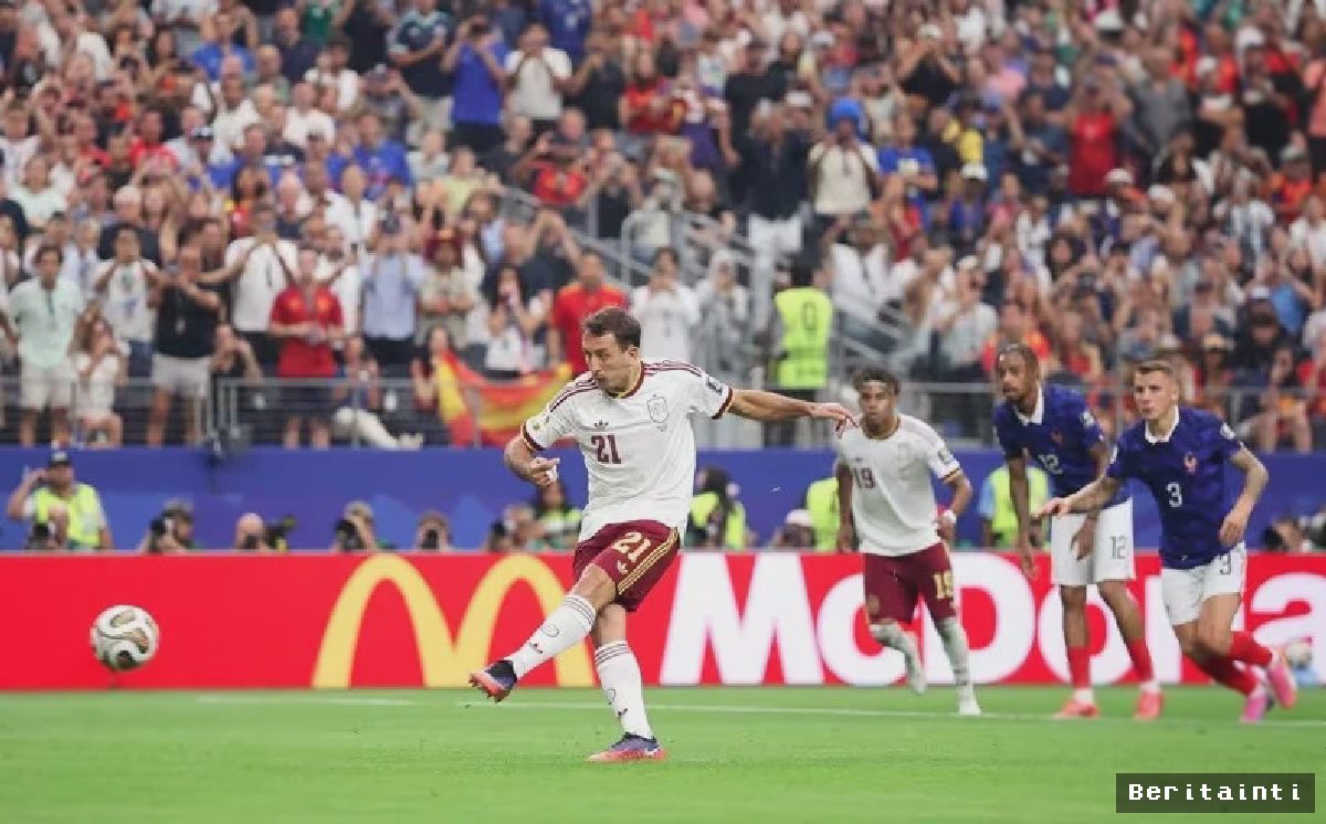 Penalti Oyarzabal Bawa Spanyol Unggul 1-0 di Babak Pertama