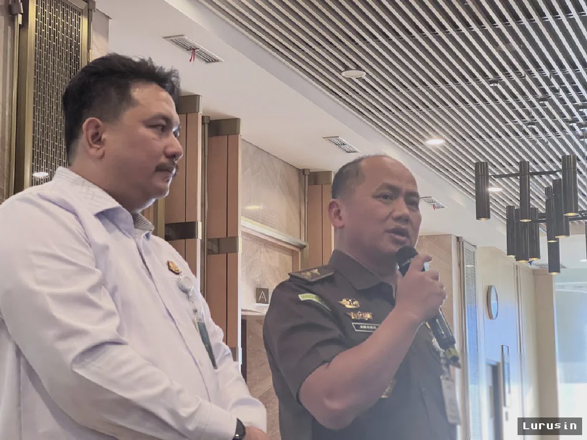 Beredar Surat Usulan Pengganti Jampidsus Febrie, Komjak Ragukan Keasliannya