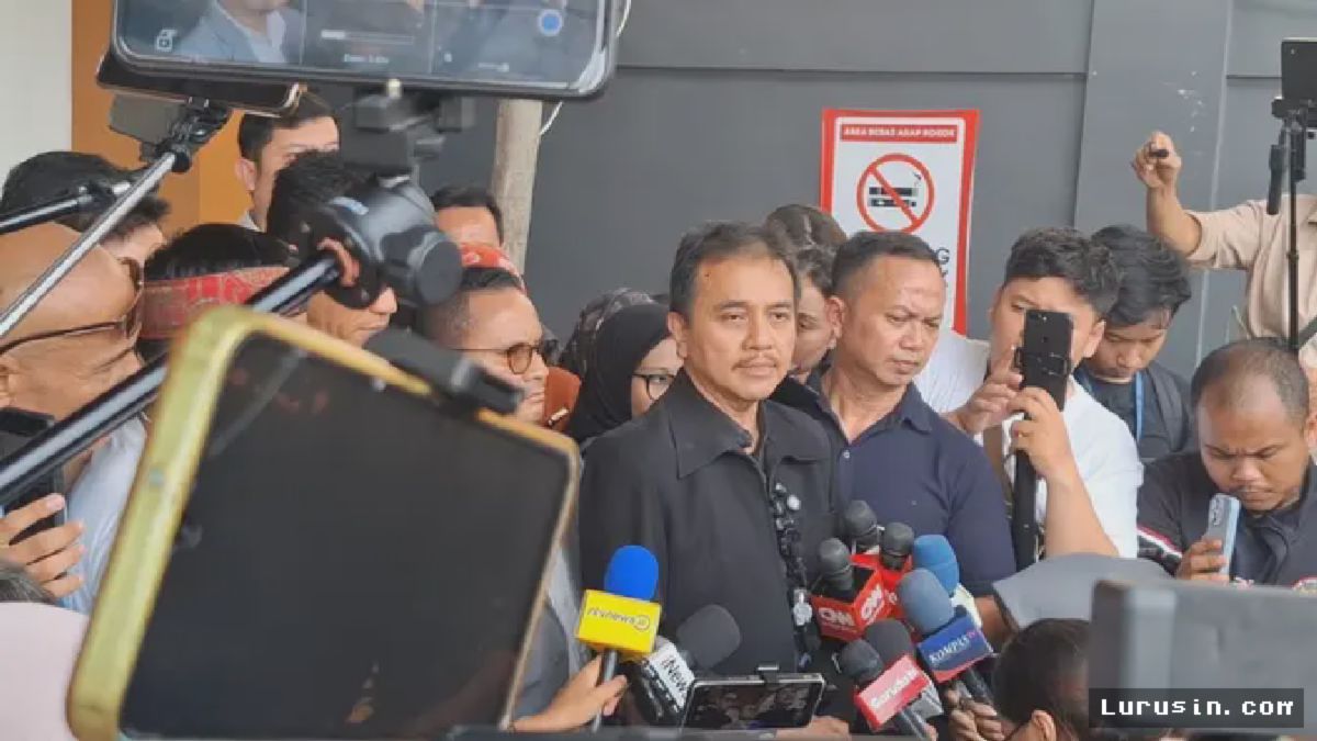 Jakarta – Roy Suryo Gugat Penggeledahan dan Penangkapan Tidak Sah