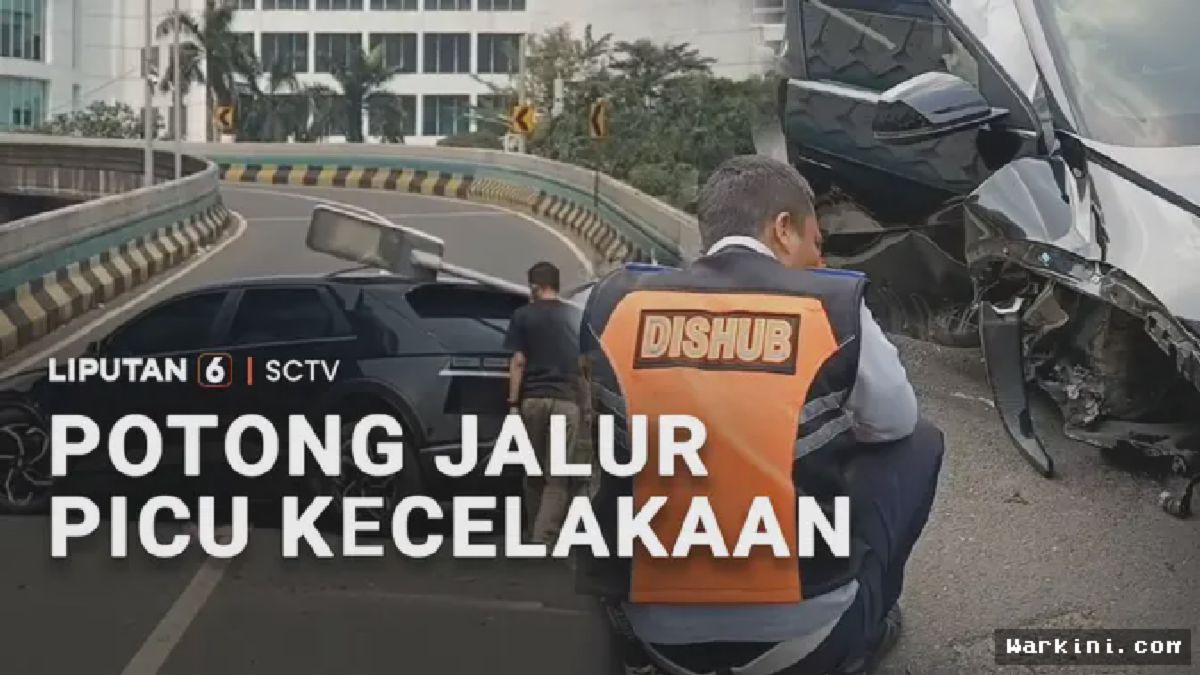 Jaksel — Mobil Listrik Terguling, Jalan Sempat Macet Total