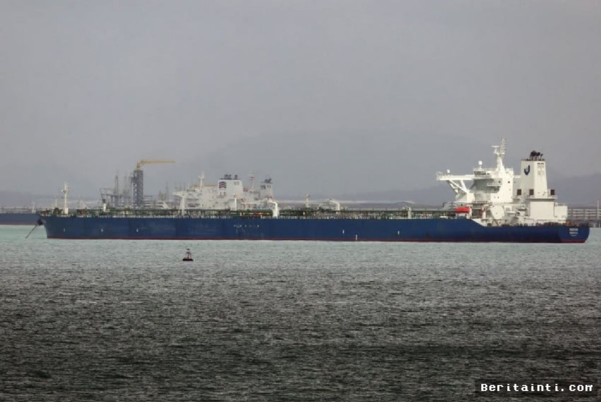 RIYADH — Serangan Kapal Tanker Saudi Picu Serangan Balasan AS ke Iran