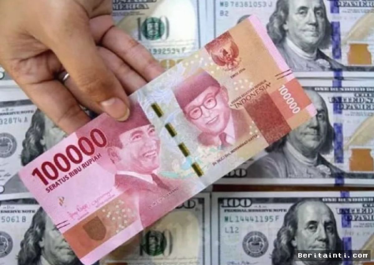 Jakarta — Rupiah Betah di Level Rp18.000, Ini Pemicunya