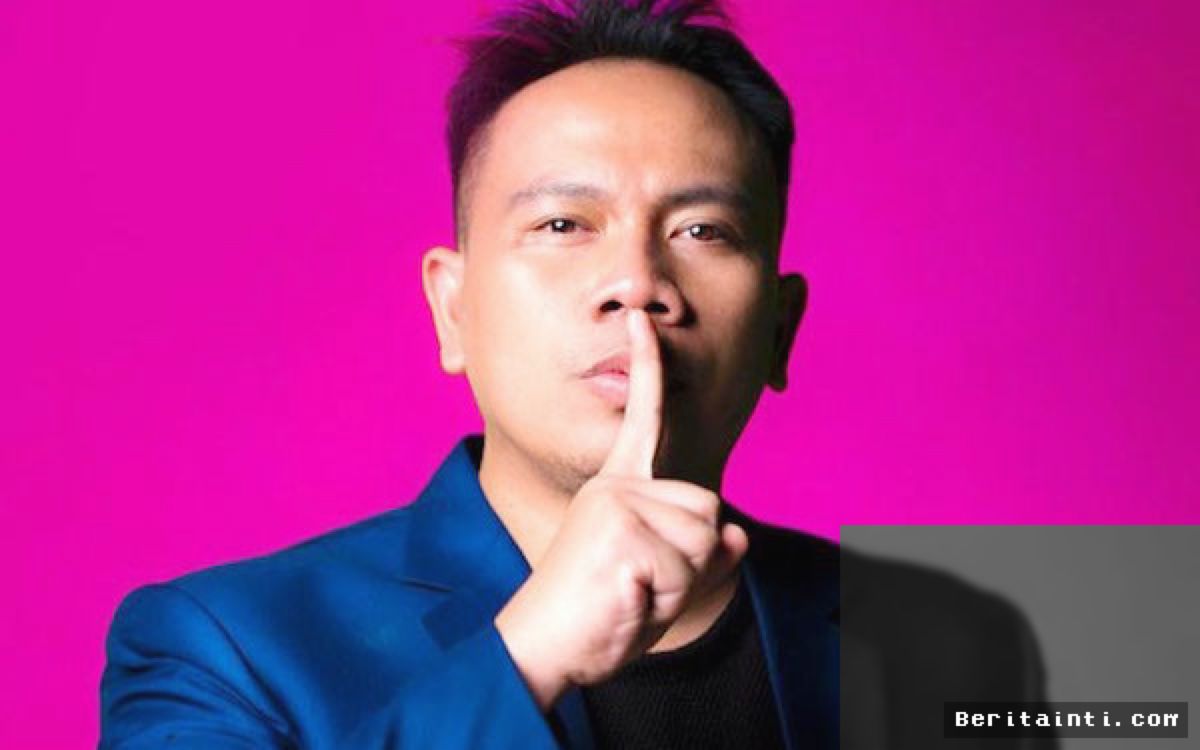 Jakarta — Fangfang Ungkap Motif Ekonomi Nikah Siri dengan Vicky