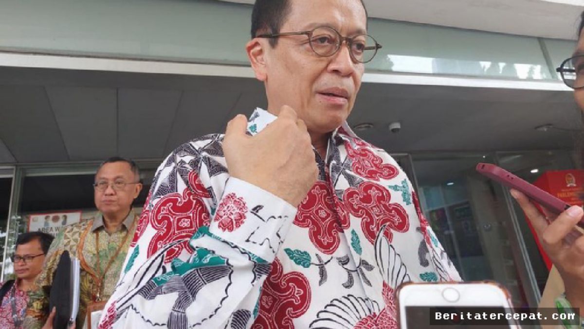 Jakarta — OJK Tegas Bantah Bank AsingTarikan Dana Besar dari RI