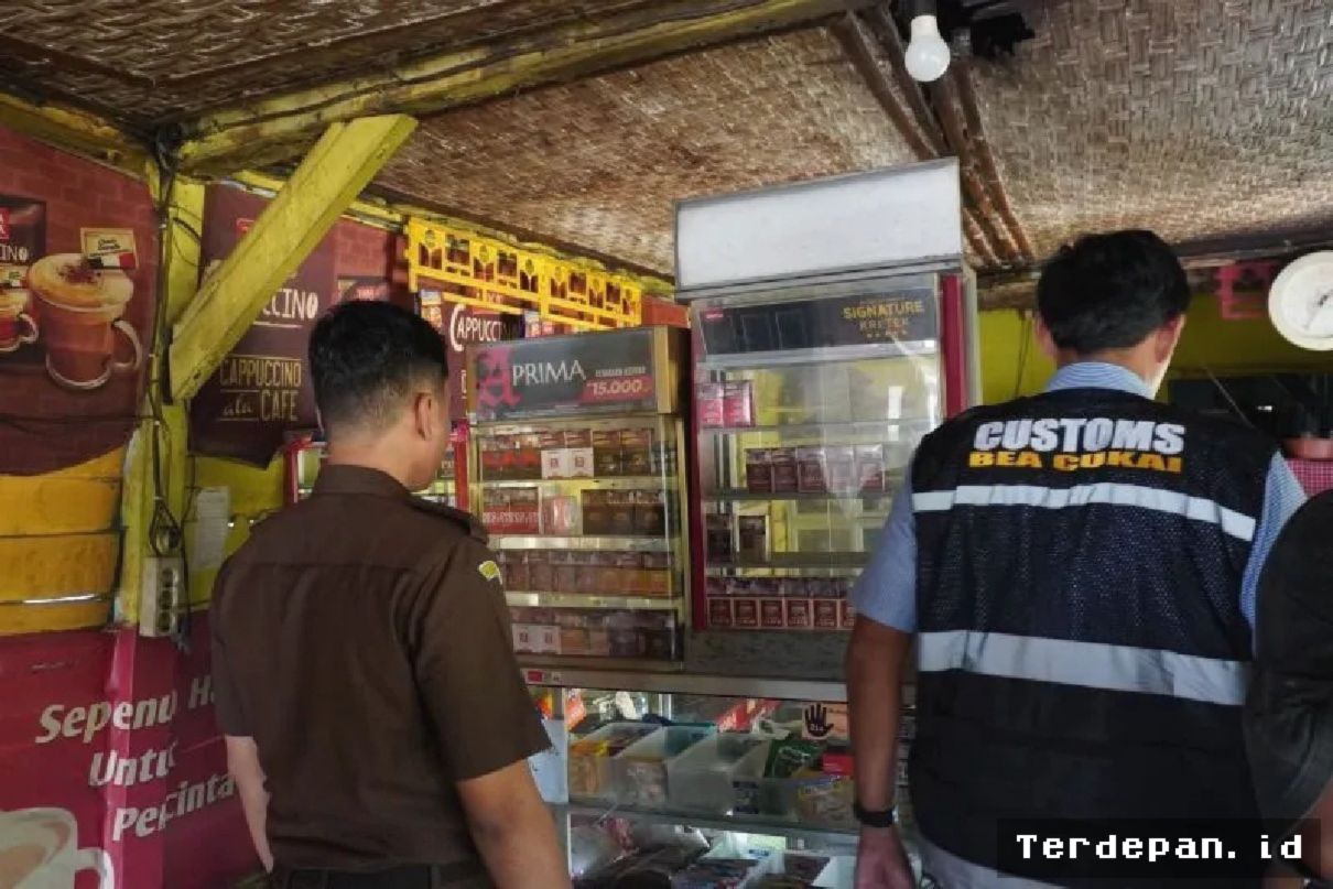 Satpol PP dan Bea Cukai Sita 9.108 Batang Rokok Ilegal di Lamongan