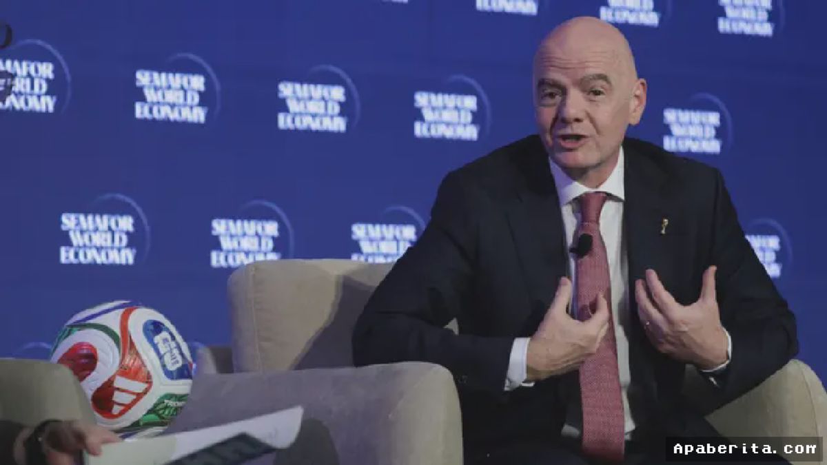 Infantino di KTT Semafor: FIFA Dorong AI dan Ekonomi Global Lewat Sepak Bola