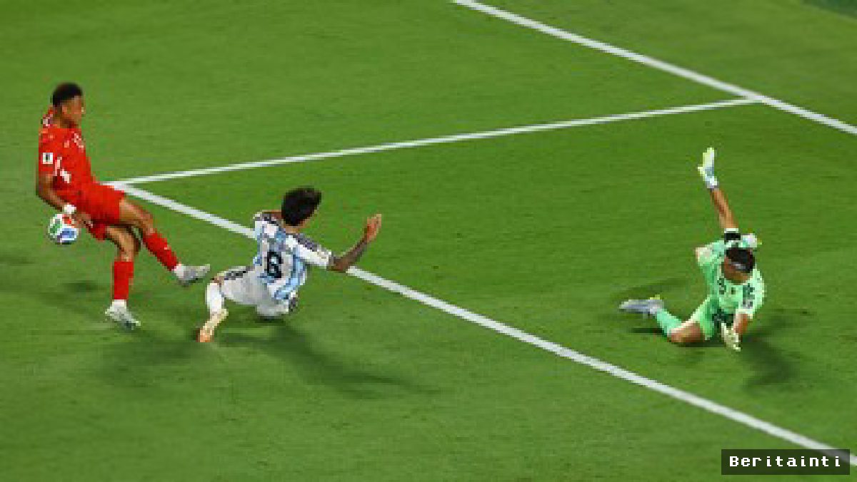 Rooney Nilai Swiss Lebih Sulit Dibanding Argentina untuk Inggris