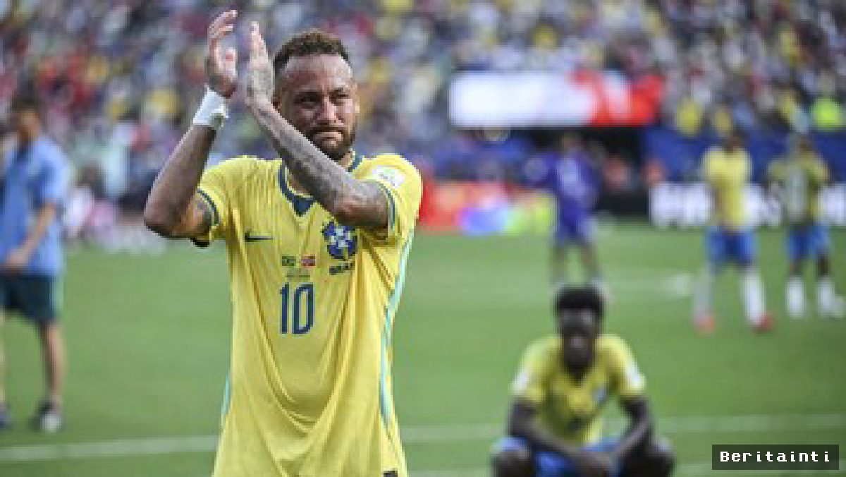 Neymar Lepas Trauma Piala Dunia dengan Kapal Pesiar Mewah