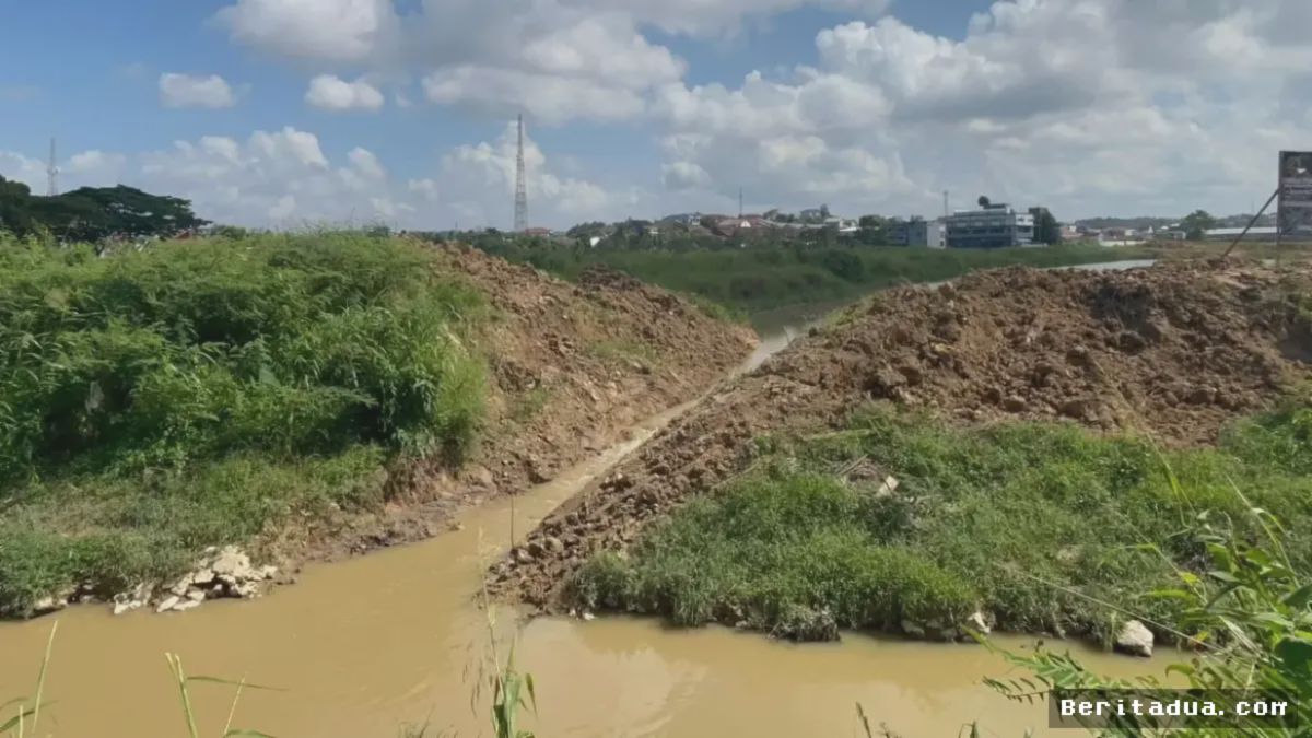 Balikpapan — Proyek Pengendali Banjir Hulu DAS Ampal Baru 12 Persen