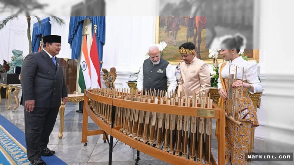 Jakarta — PM India Modi Goyang Angklung Oleh-oleh Sultan dari Prabowo