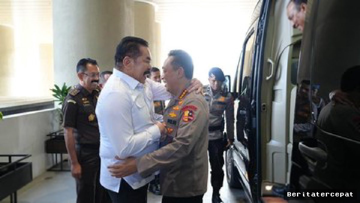 Kapolri dan Jajaran Silaturahmi ke Kejaksaan Agung siang ini