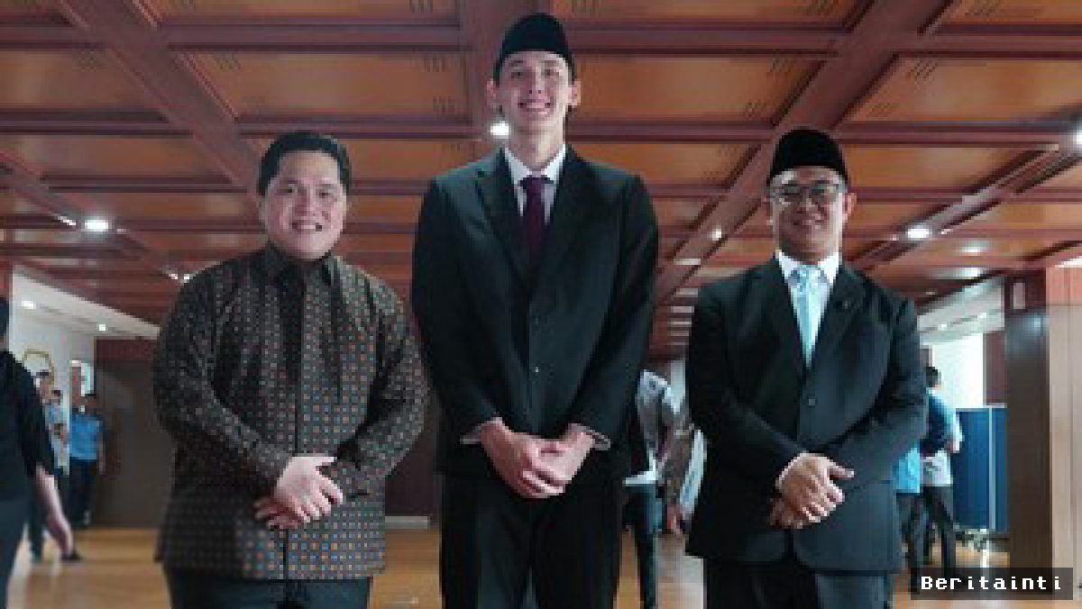 Mitchell Baker, Bek 19 Tahun 190 Cm Jadi Asa Baru Timnas