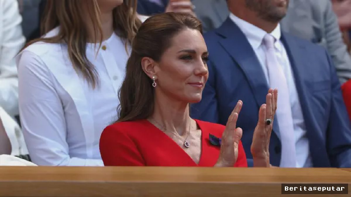 Kate Middleton Tampil Memukau di Wimbledon 2026 dengan Gaun Merah dan Ruby