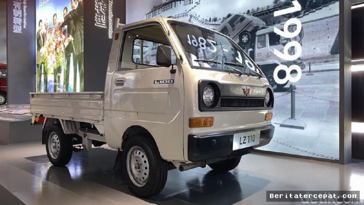 Wuling Pamerkan Mobil Pertamanya di Museum Liuzhou