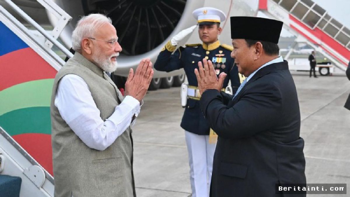 Jakarta — Ibadah PM Modi di Prambanan Jadi Sinyal Kemitraan Ekonomi Baru