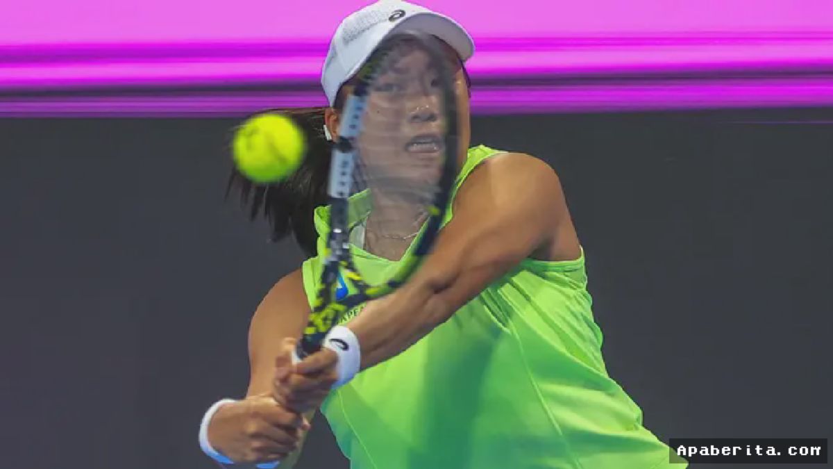 Doha — Janice Tjen Dikalahkan Iga Swiatek di Babak Kedua Qatar Open