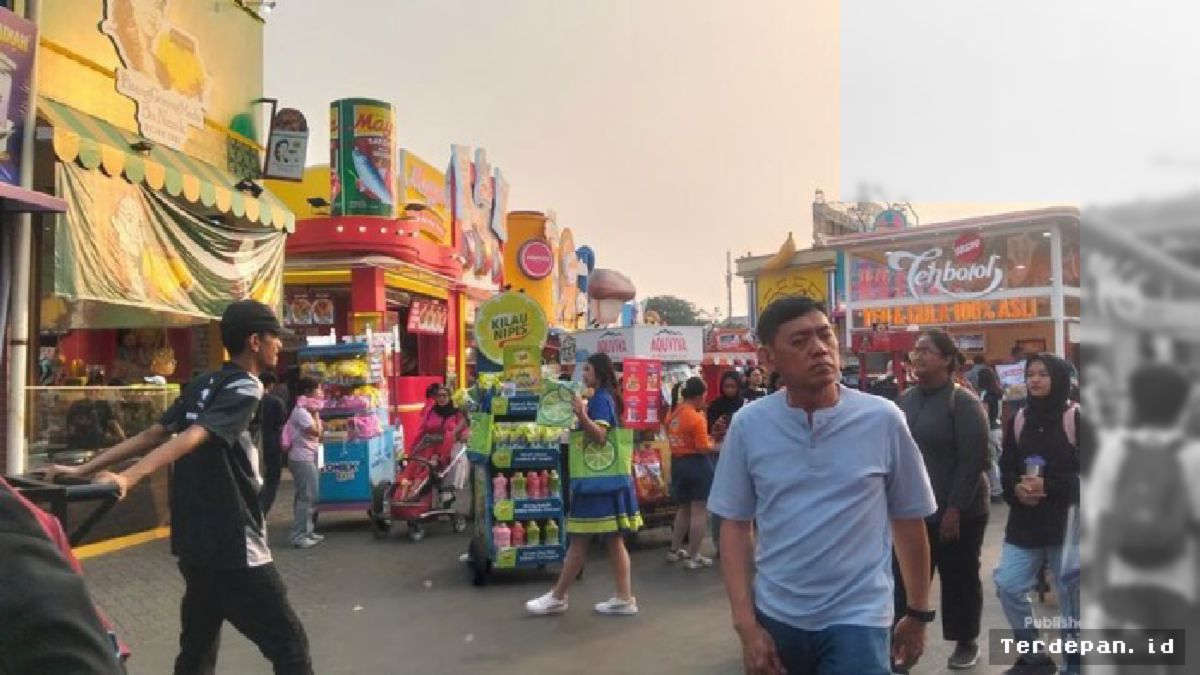 JAKARTA — Jelajahi PRJ Tanpa Repot, Ini 7 Barang Esensial yang Harus Dibawa