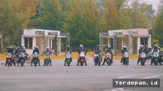 Komunitas dan Semangat Jelajah: Program Bentang Cerita Repsol Ride Story Menuju Aceh