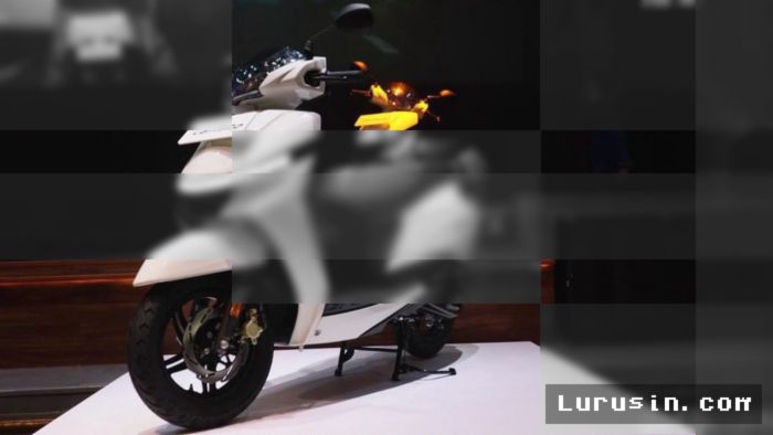 Jakarta, Lurusin.com  – Peta persaingan industri kendaraan listrik di Indonesia kembali memanas. Kali ini, kritik tajam datang dari pabrikan otomotif asal India, TVS Motor Company. Perusahaan yang telah lama bercokol di pasar roda dua nasional itu menyentil fenomena maraknya merek-merek sepeda motor listrik "gaib" yang dinilai tidak serius dalam menggarap bisnis elektrifikasi di Tanah Air.