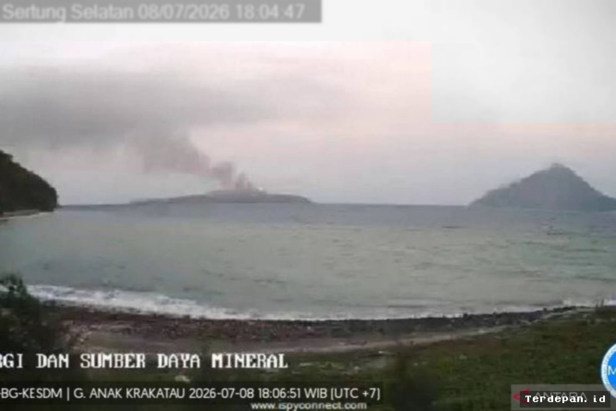 Gunung Anak Krakatau Masih Berstatus Siaga, Warga Pesisir Diminta Waspada