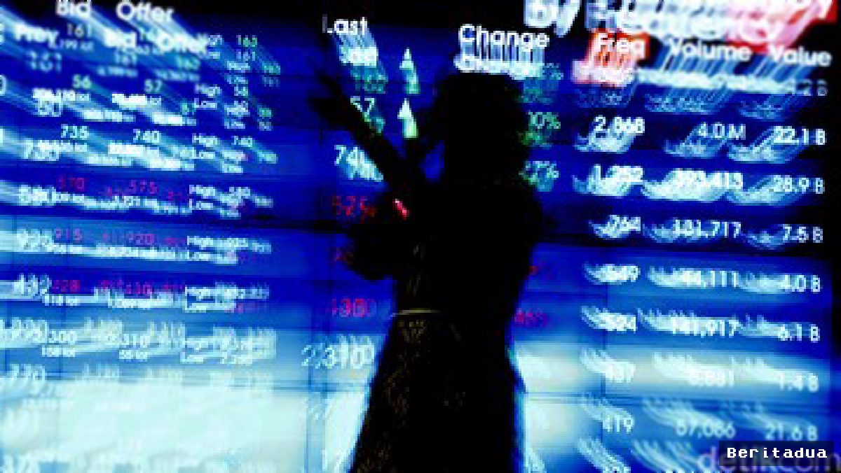 S&P Beri Sentimen Positif, IHSG Melonjak pada Awal Pekan